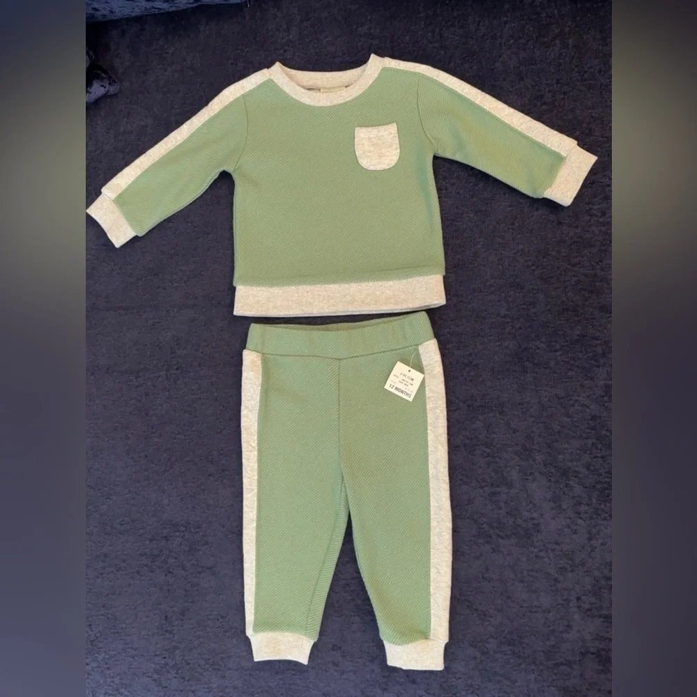 First Impressions Green and Cream Kids Set